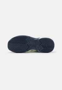 adidas Performance GAMECOURT 2 - Pantofi de tenis pe zgură - shadow navy/lucid lemon/core white