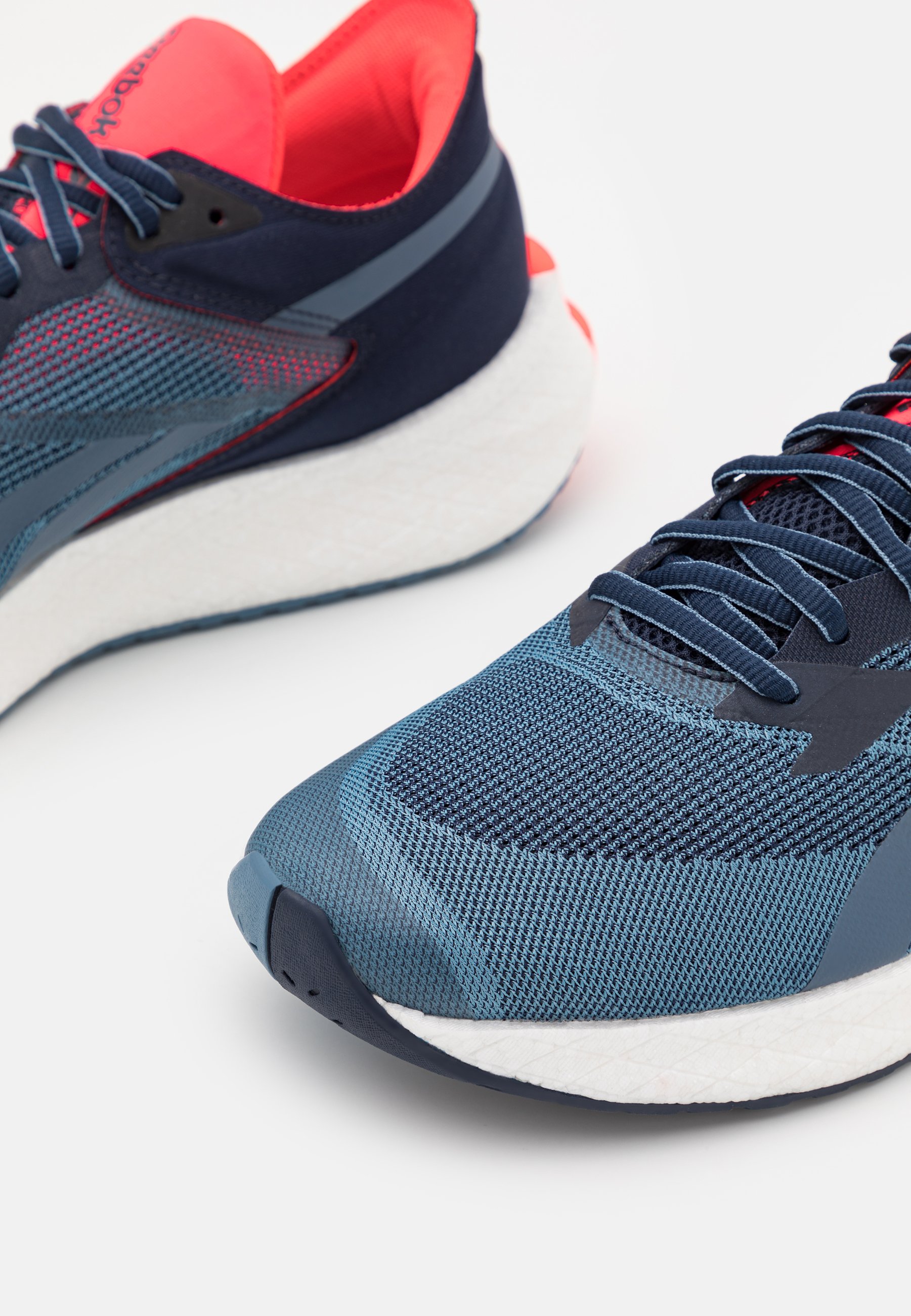 nike shoes under 500