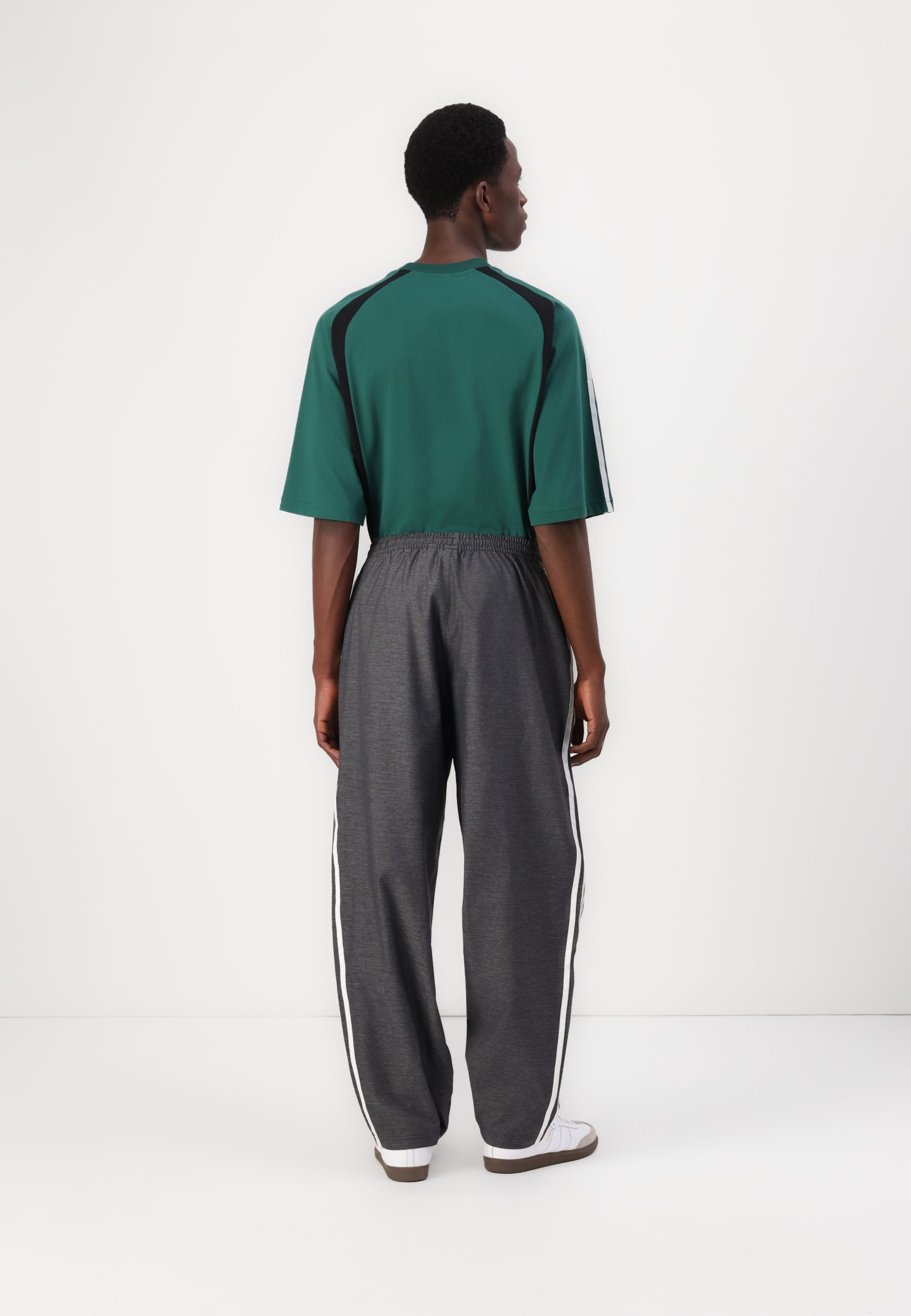 【adidas】 Originals R3CD Track Pants Adidas Originals R3CD Track Pants | Apparel » Buy online now!