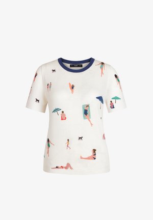 Weißes Kurzarmhemd mit navyblauem Kragen, verziert mit bunten Illustrationen von Menschen, die sonnenbaden, spazieren gehen und unter Sonnenschirmen sitzen, sowie kleinen schwarzen Hunden.