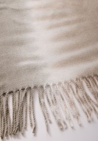 Street One KUSCHELIGER DIP DYE - Sjal / Tørklæder - beige