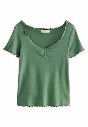 Haut court à manches courtes vert avec des bords en dentelle et un détail froncé au centre de l'encolure.