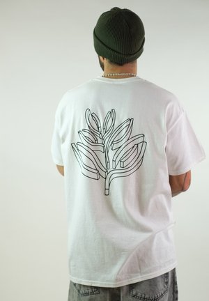 Magenta Skateboards, MAGENTA SKATEBOARDS BRUTALISTA TEE SHIRT BRUTALISTA TEE SHIRT - T-shirt print - white