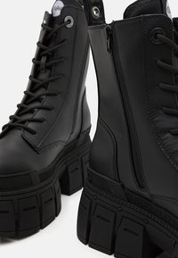 Buffalo GOSPHER LACE UP MID - Snørestøvletter - black