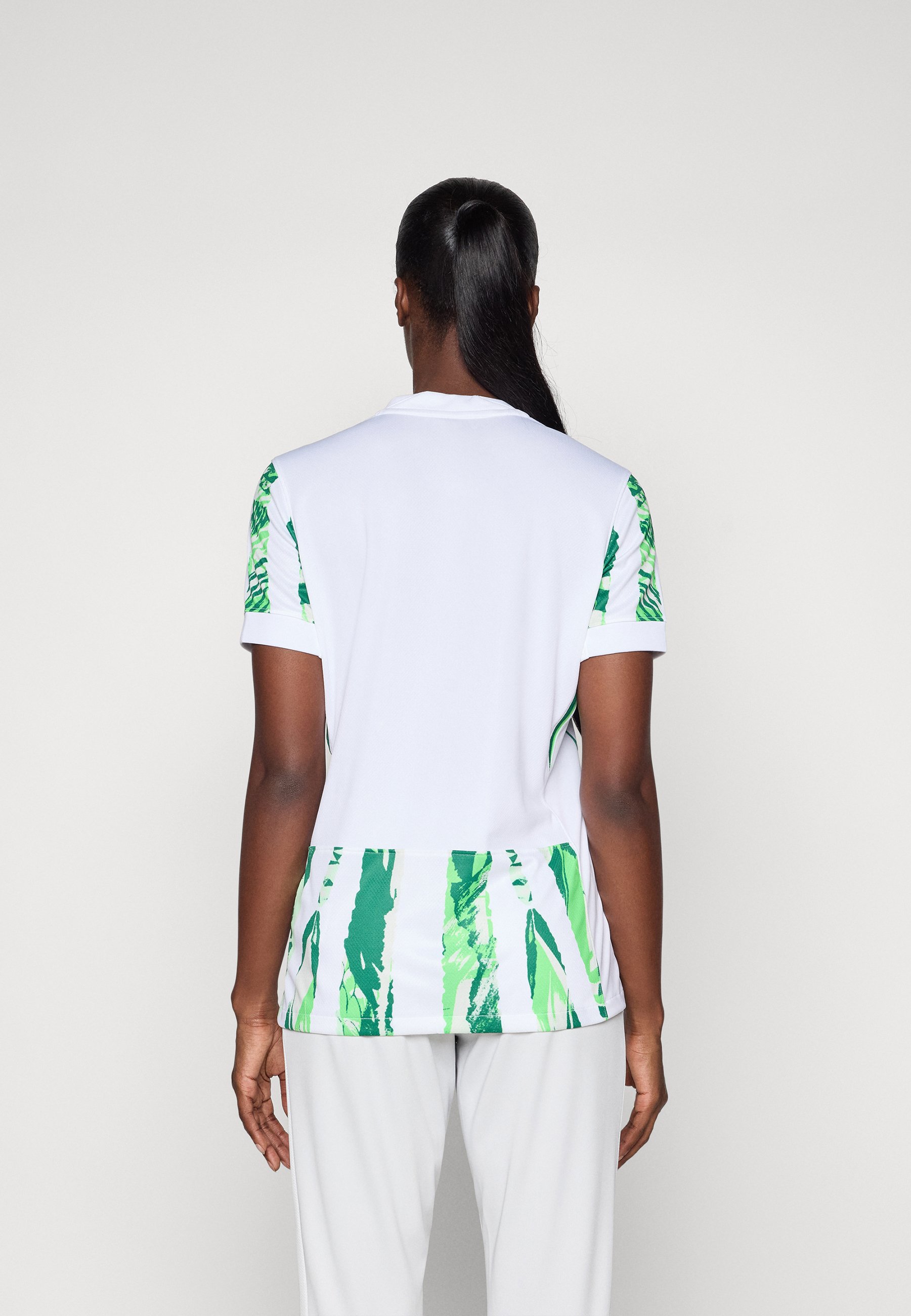 pine green nike shirt womens