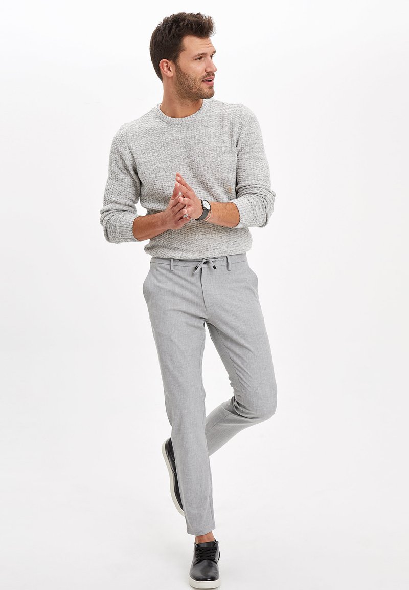 DeFacto Trui grijs DeFacto Trui grijs