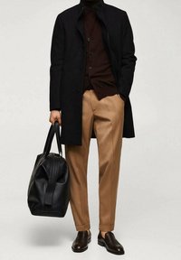 Mango Klasický kabát - black