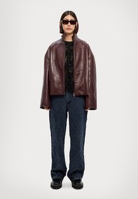 REMAIN BONDED JACKET - Giacca di pelle - deep mahogany