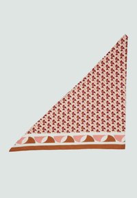 Écharpe triangulaire colorée en tissu doux, ornée d'un motif géométrique de triangles rouges et roses, avec une large bande de brun et blanc en bas.