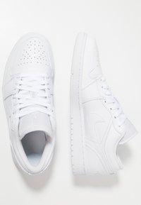 Jordan AIR JORDAN 1 - Sapatilhas - white/pure platinum