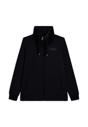 Giacca nera con zip e colletto alto, realizzata in tessuto morbido. Presenta tasche frontali e un logo discreto stampato sul petto.