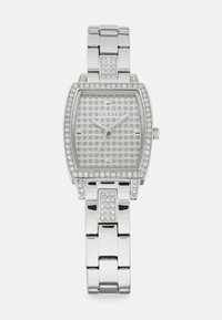 Orologio in acciaio inossidabile argentato con quadrante rettangolare, decorato con cristalli e fondo texturizzato. Presenta un design con bracciale a maglie.