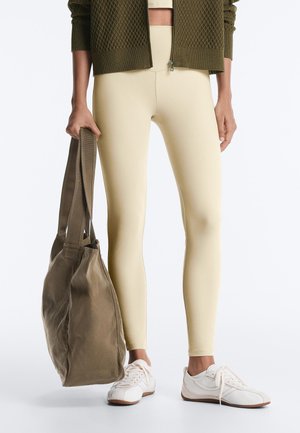 OYSHO, WAXED SHOPPER - Velká kabelka - brown