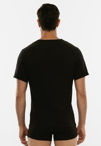 Lovable Maglietta intima - black