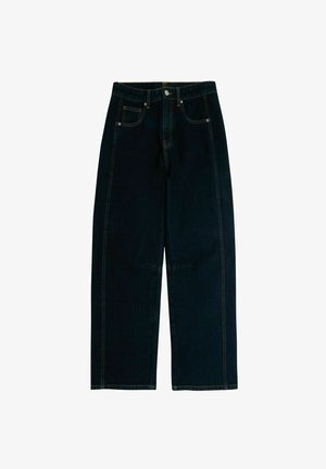 Jeans in denim blu scuro a vita alta, con gambe ampie, chiusura frontale con bottone e zip, e design standard a cinque tasche.