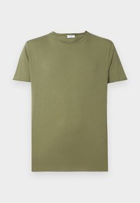 Olivengrøn t-shirt lavet af blødt bomuld, med en klassisk rund hals og korte ærmer. Stoffet har en glat, jævn struktur.