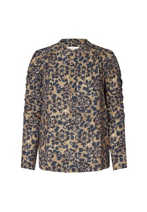 Bluzka z długim rękawem w brązowym tle z granatowym kwiatowym wzorem, z małym stojącym kołnierzykiem i marszczonymi rękawami.