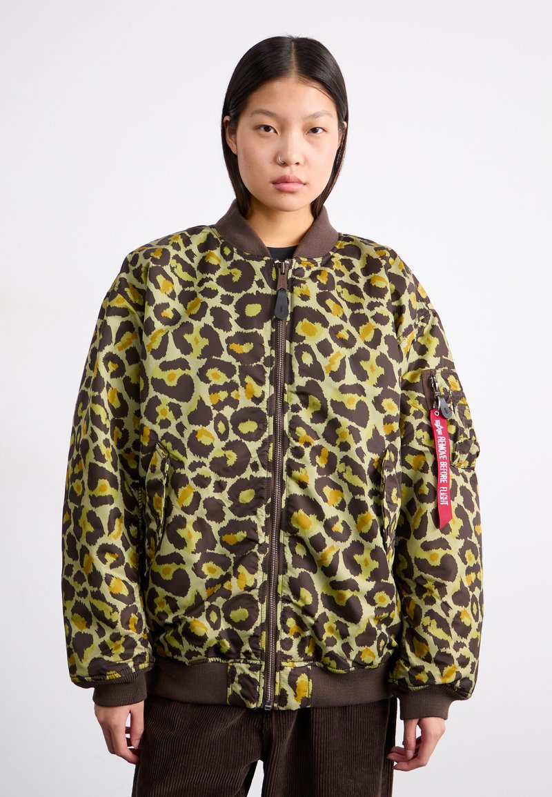 Alpha Industries MA-1 CAMO - Bombejakke - olive