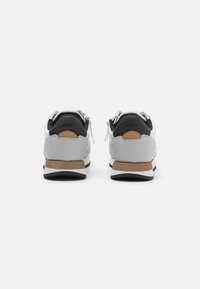 BOSS KAI ADAPTIVE - Tenisice - institutional white