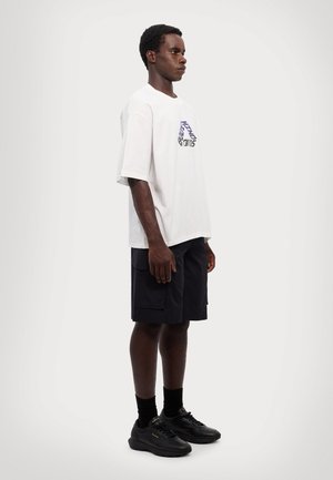 ORGANIC BOXY FIT TEE UNISEX - T-shirt imprimé - brilliant white