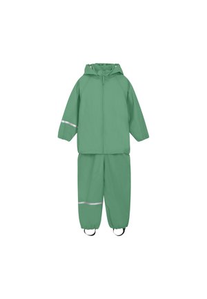 SET - Overall - green spruce