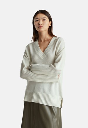 OVERSIZE WITH DROPPED SHOULDER  - Pullover - white