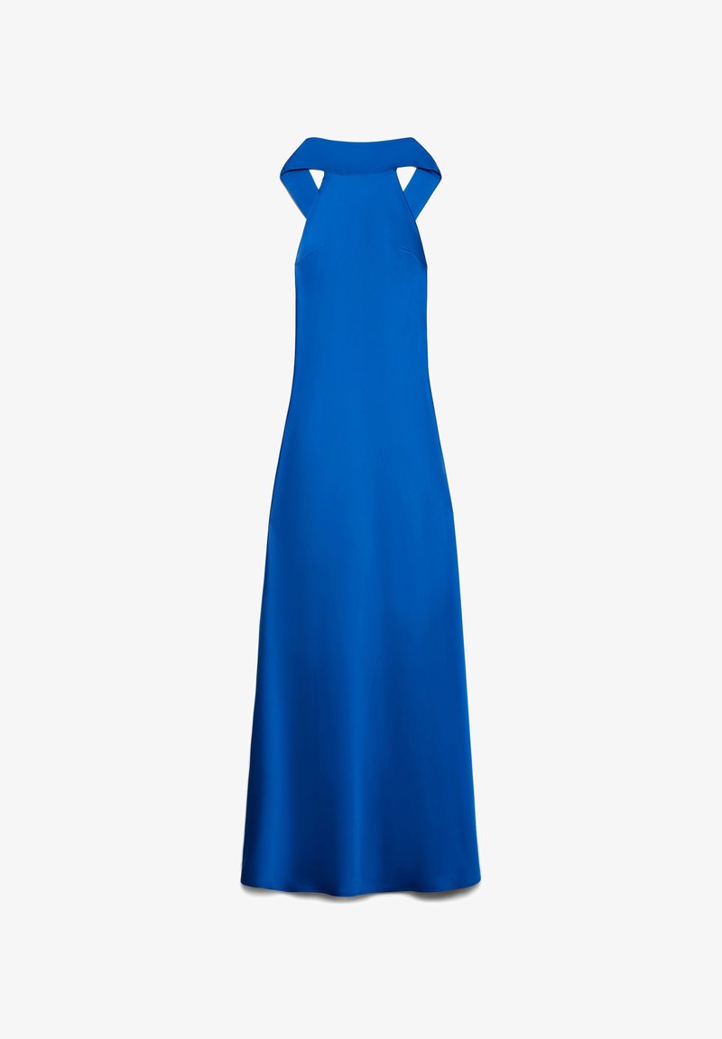 Robe de soirée bleue sans manches avec un décolleté halter et une longue jupe fluide, présentée sur un fond blanc.