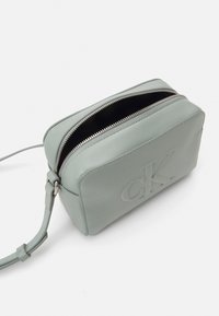 Calvin Klein Jeans SCULPTED CAMERA BAG - Borsa a tracolla - slate gray