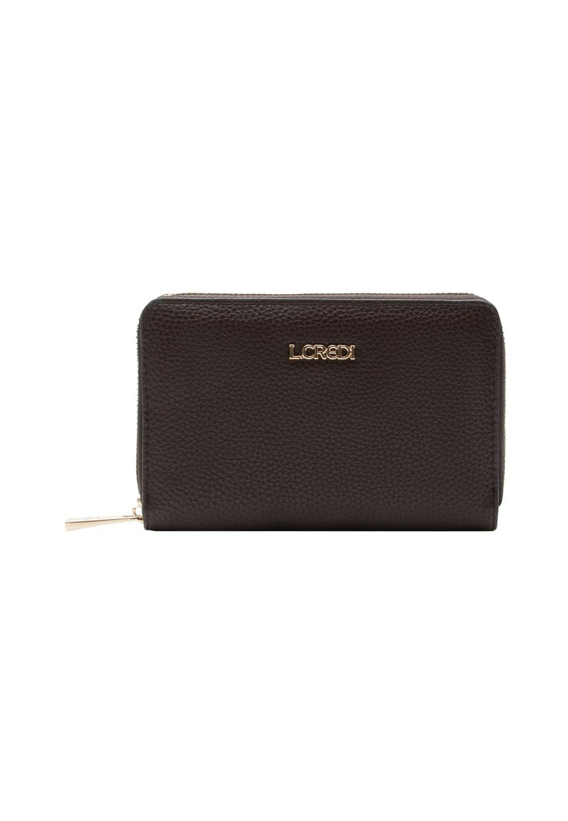 Czarny skórzany portfel o ziarnistej fakturze, wyposażony w złote logo i zamknięcie na zamek. Kompaktowy design z prostymi liniami i minimalnymi zdobieniami.