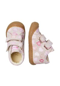 Scarpine rosa per bambini con motivi a cuore e messaggi, suole in gomma e doppie strap in velcro, mostrate con vedute dall'alto e di lato.