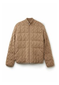 Veste zippée tricotée marron avec un col montant, présentant un motif en relief et deux poches latérales. Design doux et confortable.