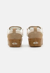 Vans KNU STACK - Skate shoes - beige/multicolored
