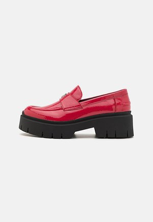 KRIS - Platoo-avokkaat - medium red