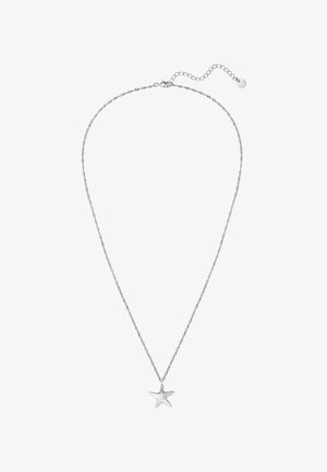 Sølv halskæde med en snoet kæde og et stjernesformet vedhæng. Vedhænget har en glat overflade og en poleret finish. Justerbar længde.