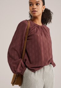 WE Fashion Pusero - vintage red