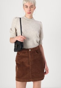 Pieces PCRILLO SKIRT - Minihame - fondue fudge
