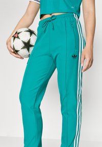 adidas Originals LIVERPOOL FC ICON TRACK PANT  - Klubruházat - sea green