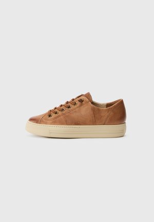 Sneakers - cognac