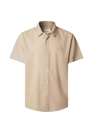 Beige kurzärmeliges Hemd mit Knopfleiste, spitzem Kragen und dezentem Logo-Stick auf der linken Brust.