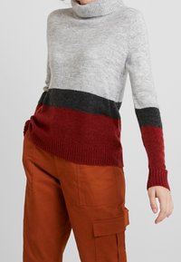JDY Sweter