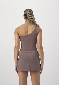 Girlfriend Collective BIANCA TANK ONE SHOULDER - Top - porcini