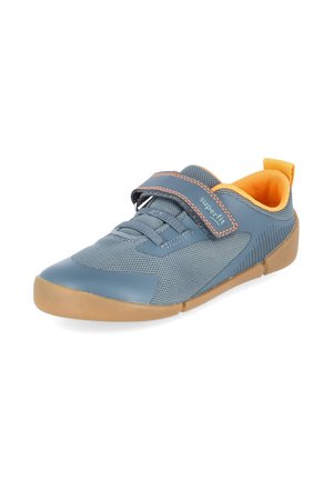 Kinder casual sneaker met blauw mesh en synthetisch bovenwerk, oranje voering, lichtbruine rubberen zool en klittenbandsluiting met het label "superfit".