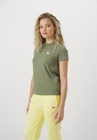 Lacoste Sport CLASSIC - T-shirts - khaki