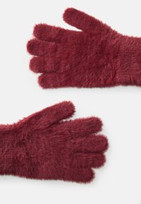 Røde faux fur hansker med en myk tekstur, fem-finger design og runde tupper. Tett materiale gir varme og komfort.