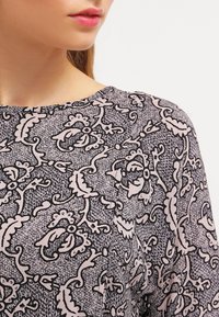Noa Noa Vestido informal - grey