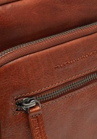 The Chesterfield Brand AMANTEA UMHÄNGE 17 CM - Bandolera - cognac