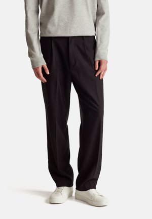 RELAXED FIT  - Stoffhose - black