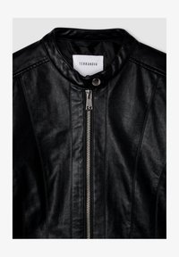 Non selezionato, nero