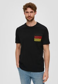 s.Oliver Camiseta estampada - schwarz