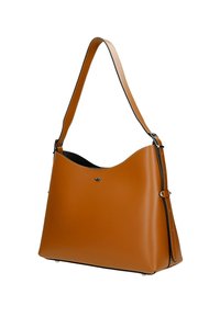 Borsa a spalla in pelle beige con design curvato, dotata di un interno nero, dettagli in metallo argento e un logo sul davanti.